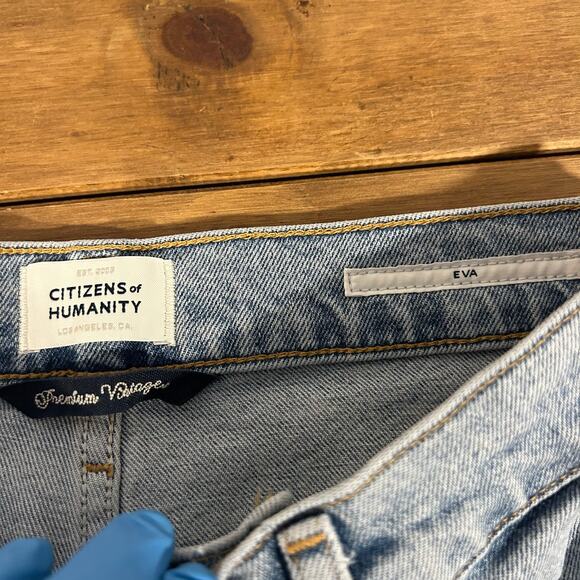 Citizens Of Humanity Light Blue Straight Leg Jeans - Picture 7 of 14